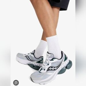 Size 10,5 Saucony Grid NXT White and Dark Green Athletic Sneakers